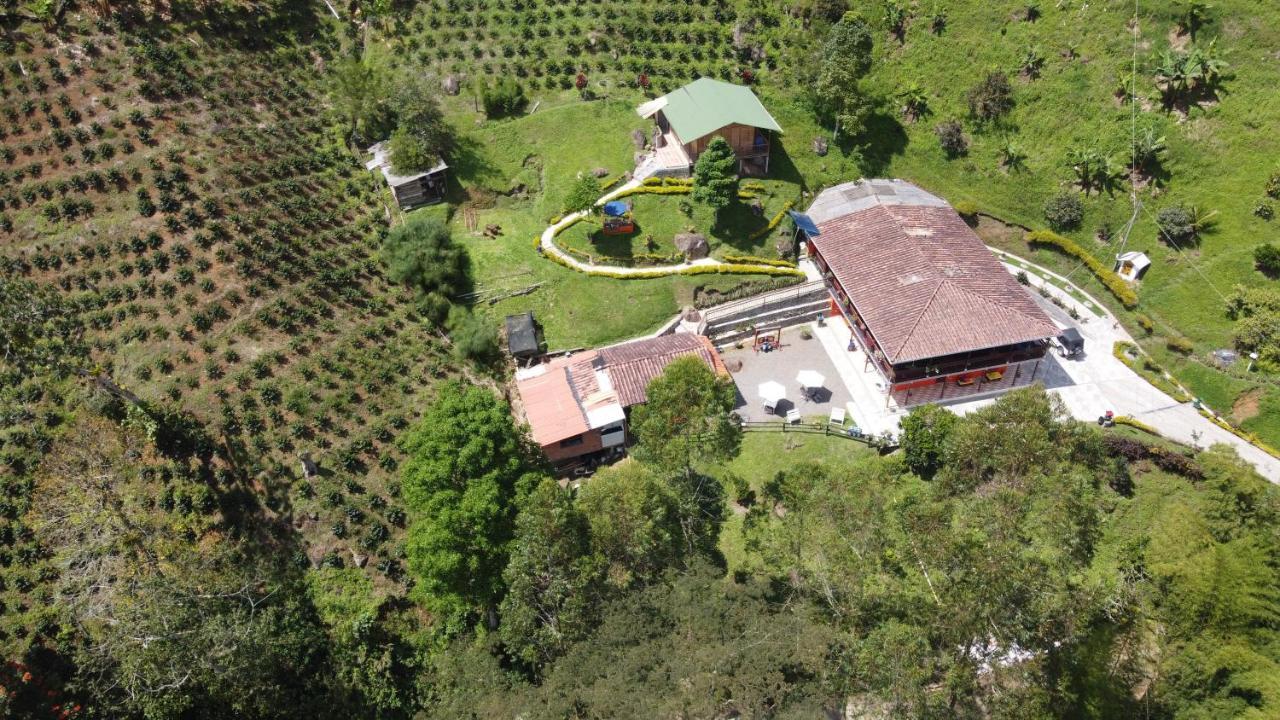 Hotel Orillas del Pizano Jardín Exterior foto