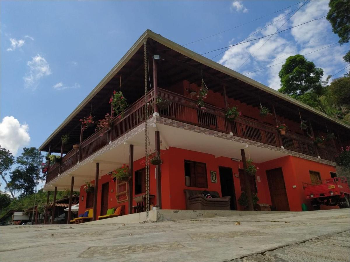 Hotel Orillas del Pizano Jardín Exterior foto