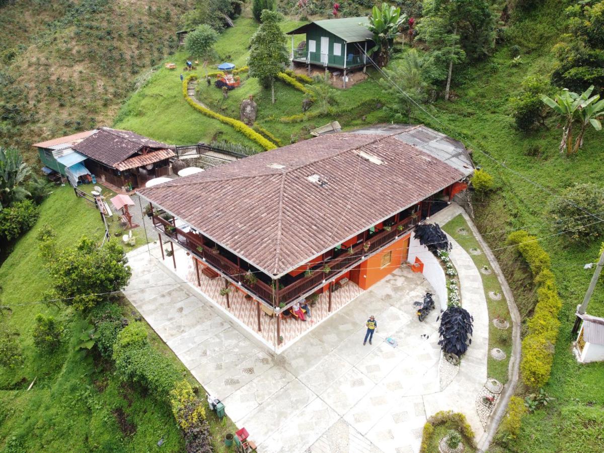 Hotel Orillas del Pizano Jardín Exterior foto