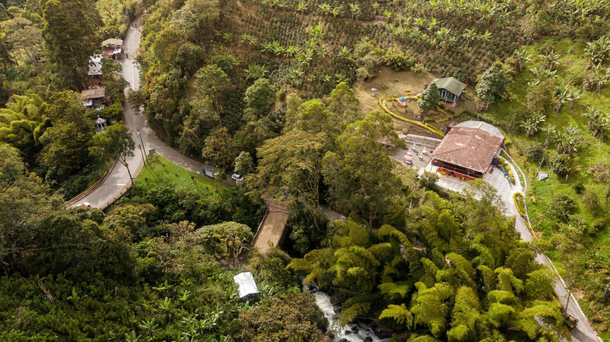 Hotel Orillas del Pizano Jardín Exterior foto